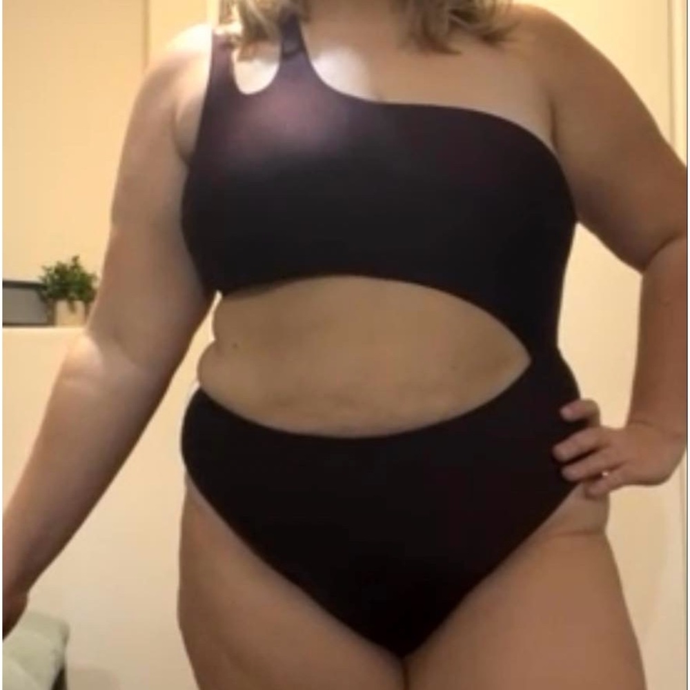 Funky One Piece Split Swimsuit - one Shoulder high waisted